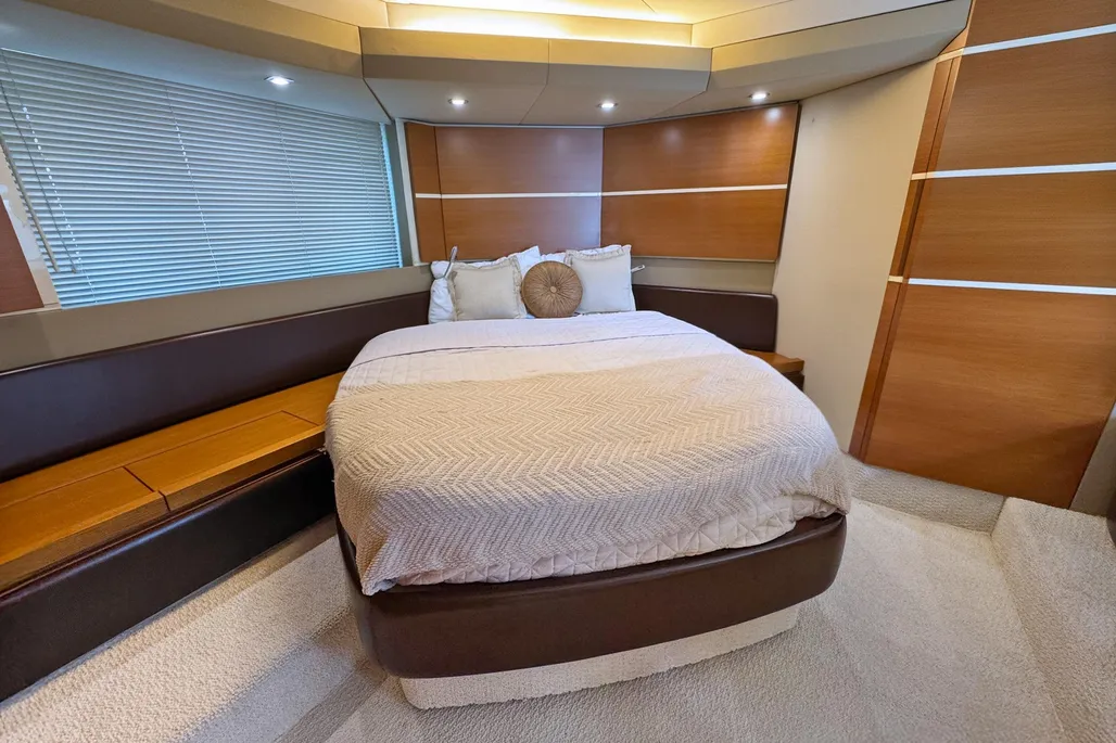 Yacht Photo 29